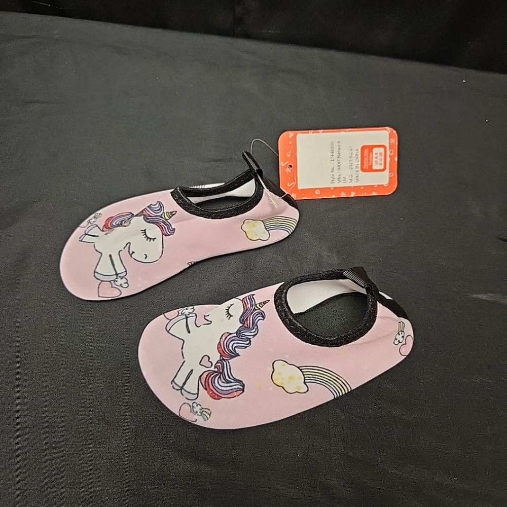 Size 8.5 US Toddler Girl Unicorn Water Shoes Pink & Black By PatPat